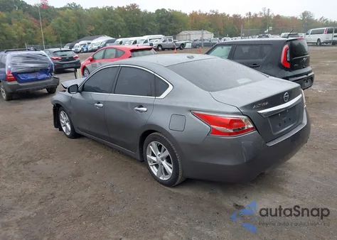 2015 Nissan Altima 2.5 Sl z USA, uszkodzony, nr VIN 1N4AL3AP7FC131612